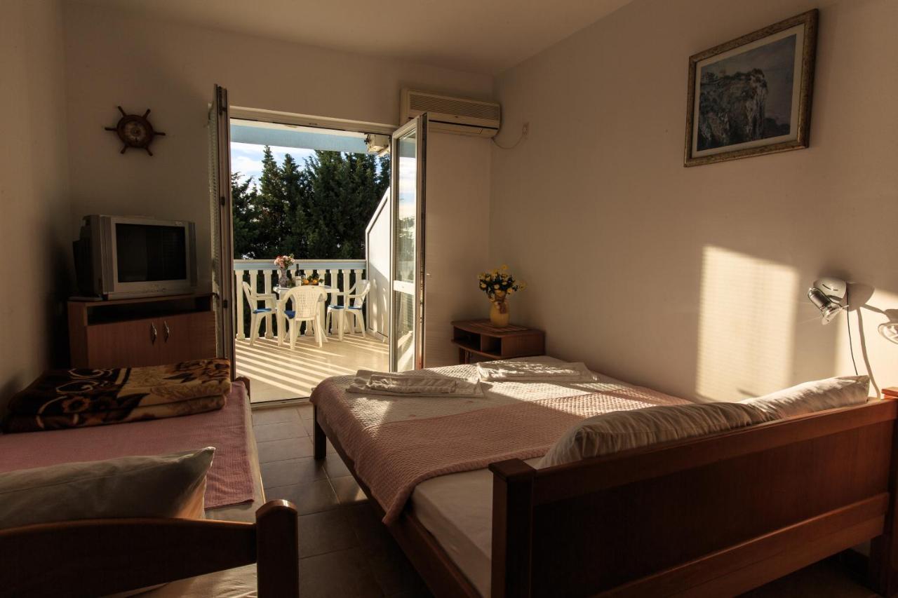 Guest House Perovic Sutomore Exteriér fotografie