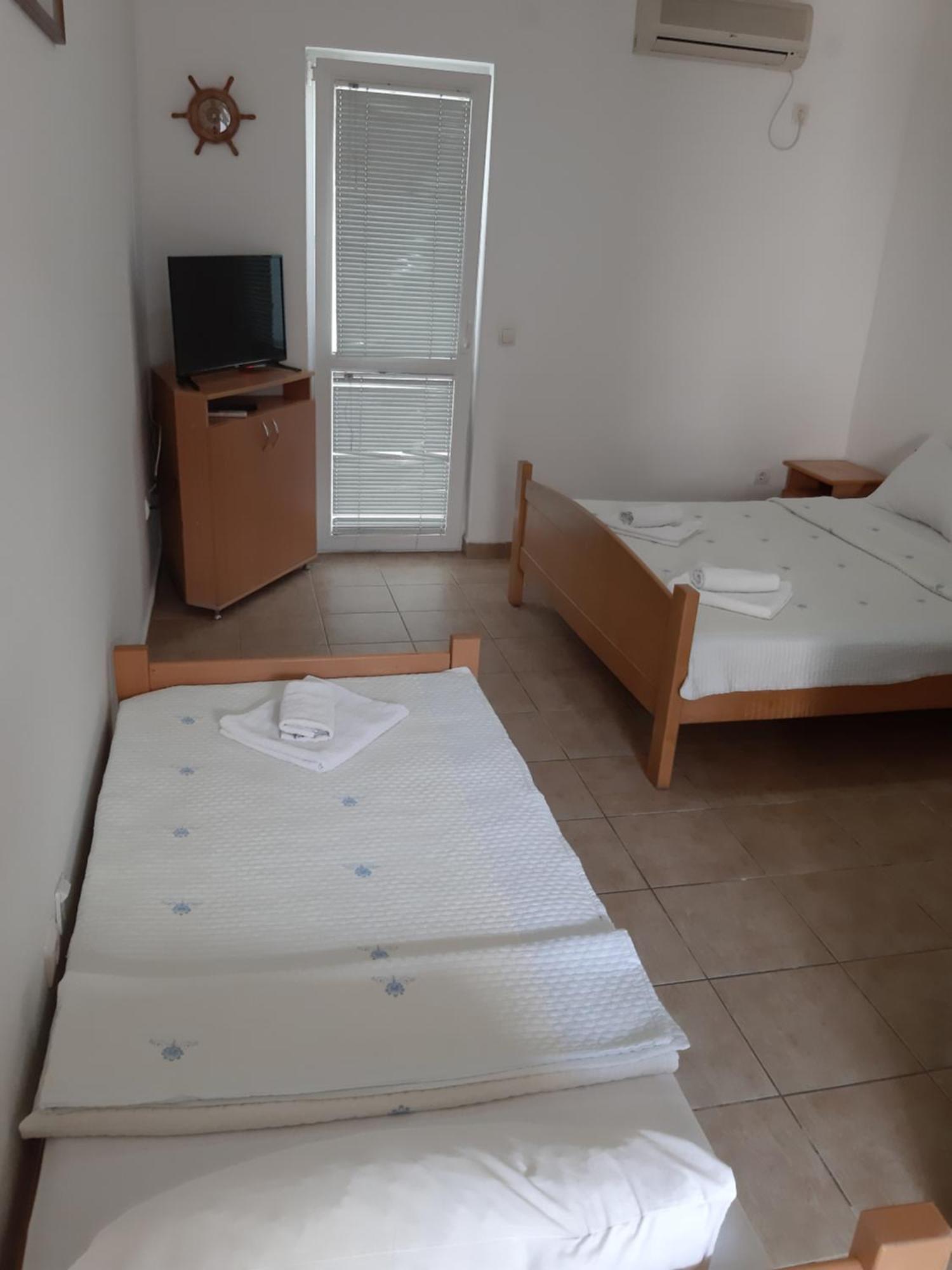 Guest House Perovic Sutomore Pokoj fotografie