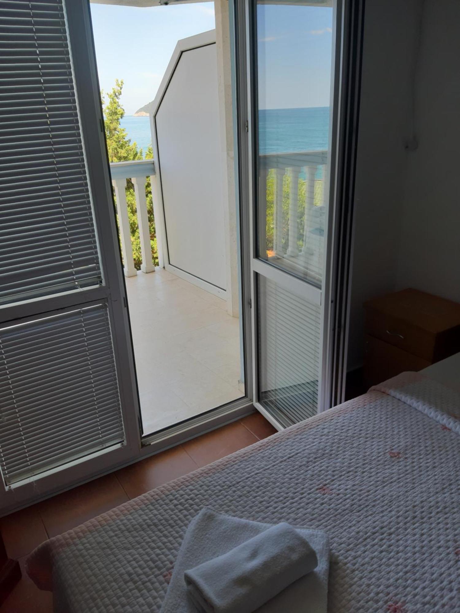 Guest House Perovic Sutomore Pokoj fotografie
